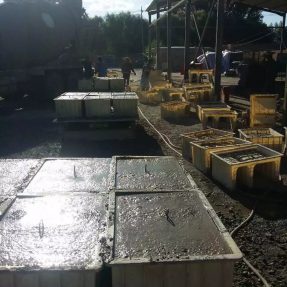 遼通鐵路電纜槽塑料模具施工案例 遼通鐵路電纜槽塑料模具施工案例