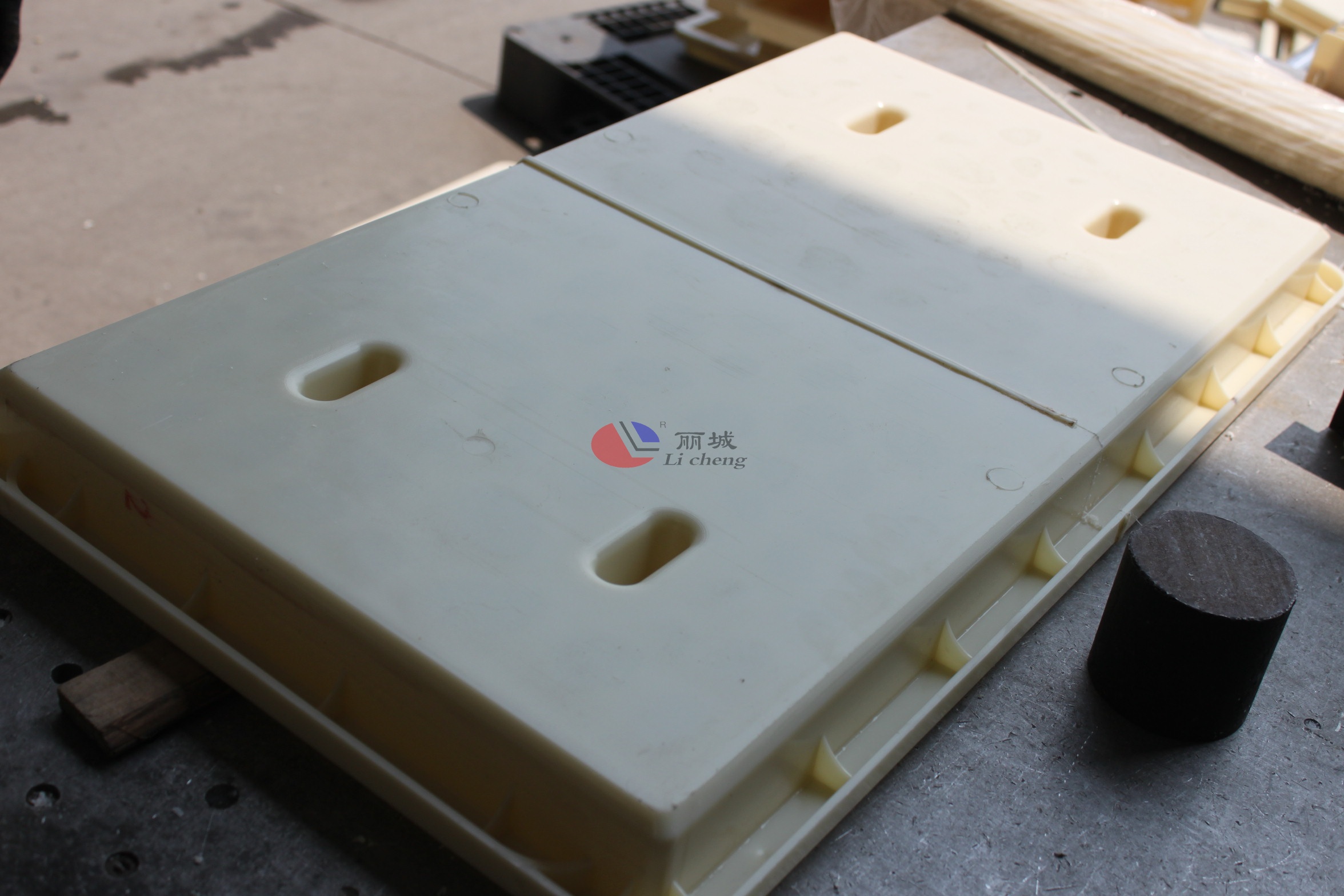 影響焊接RPC蓋板模具質(zhì)量的因素 影響焊接RPC蓋板模具質(zhì)量的因素